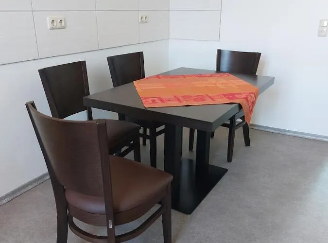 Bei Fiedels Apartmán Ballenstedt